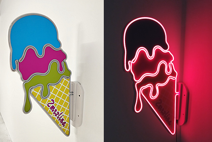 Svietiaca reklamana vystrc obojstranna